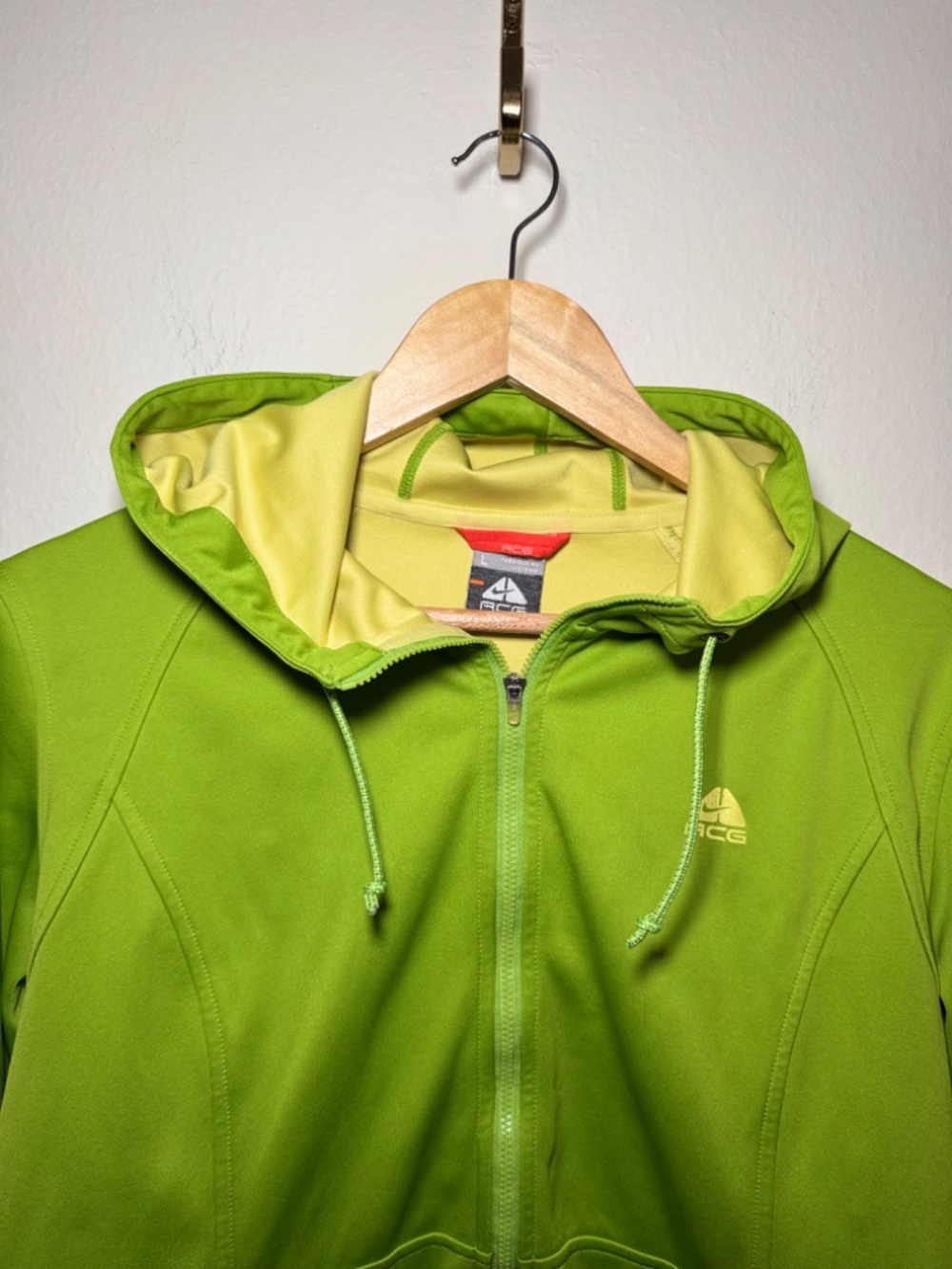Nike ACG Full Zip Hoodie Jacket Lime Green Women's LG Dri-FIT Outdoor Zip Up - Picture 3 of 8